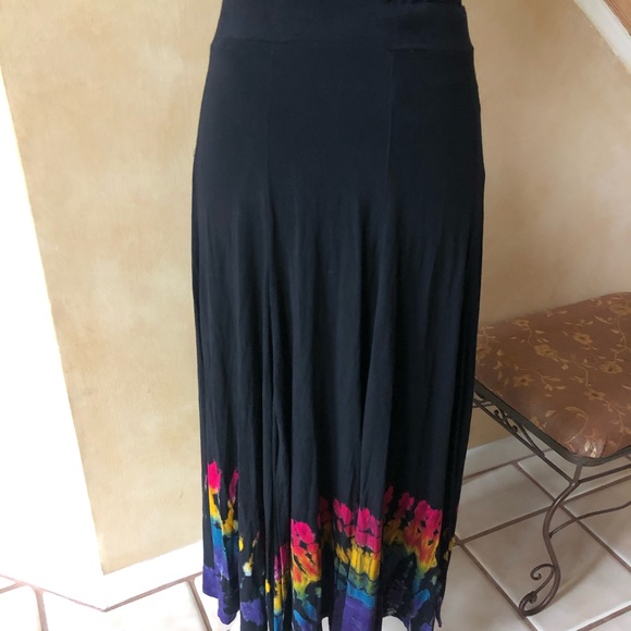 Long Tie Dye Skirt with Slits - Picture 7 of 10